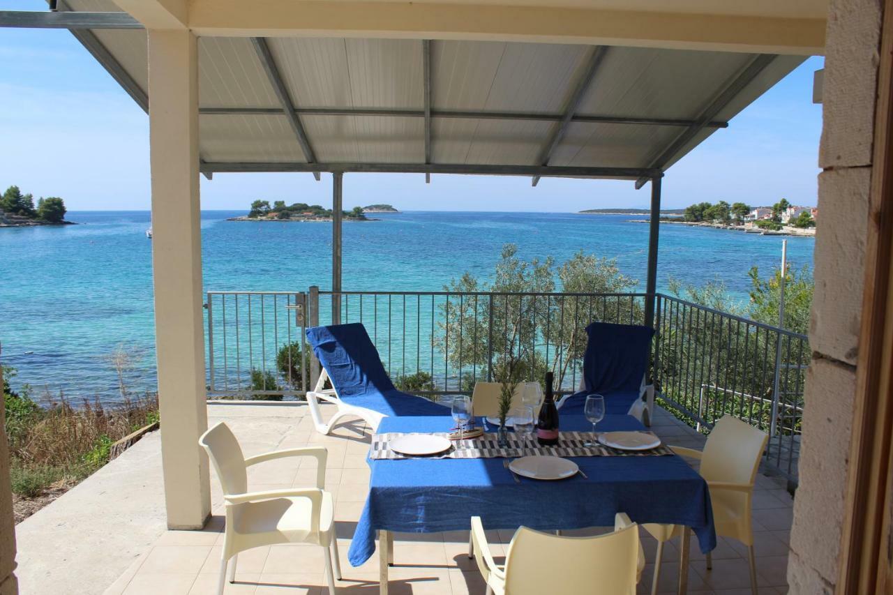 Apartments Andrea Vela Luka Esterno foto