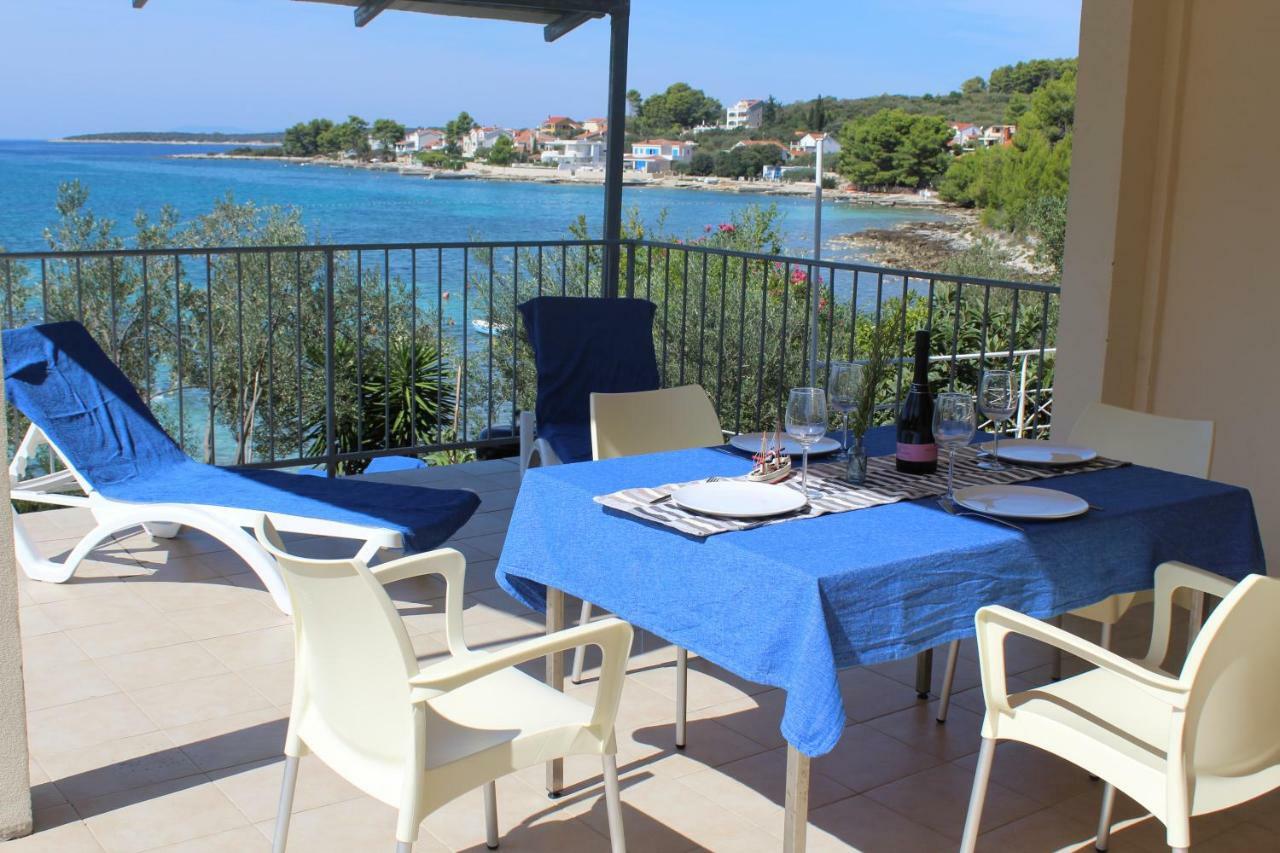 Apartments Andrea Vela Luka Esterno foto