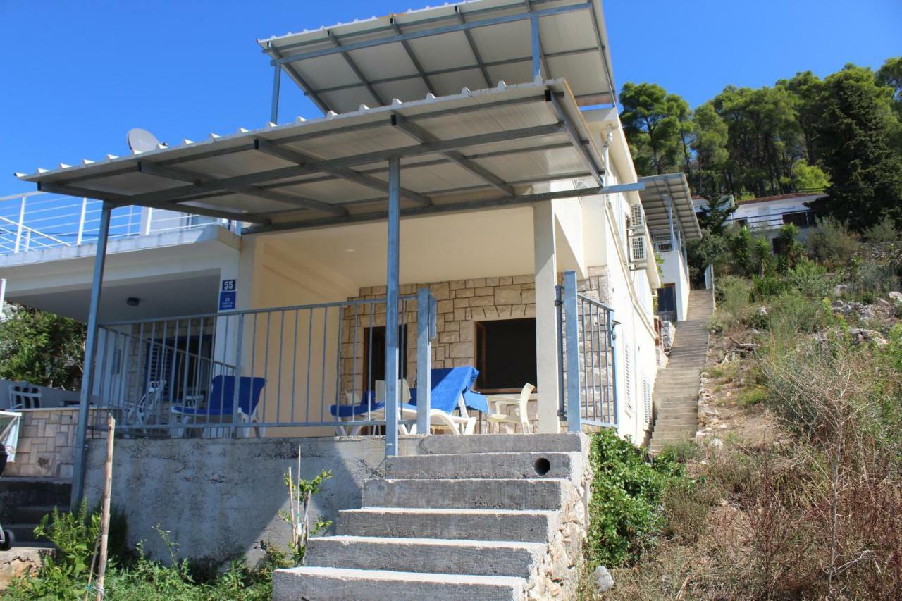 Apartments Andrea Vela Luka Esterno foto